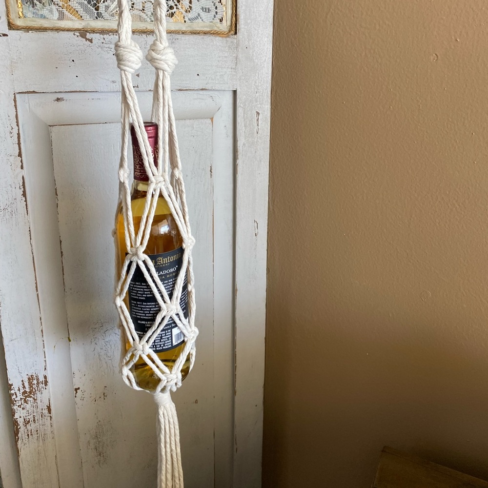 Macrame wine bottle holder